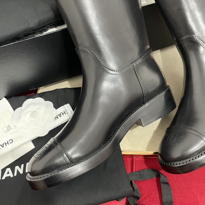 Ch**el boots